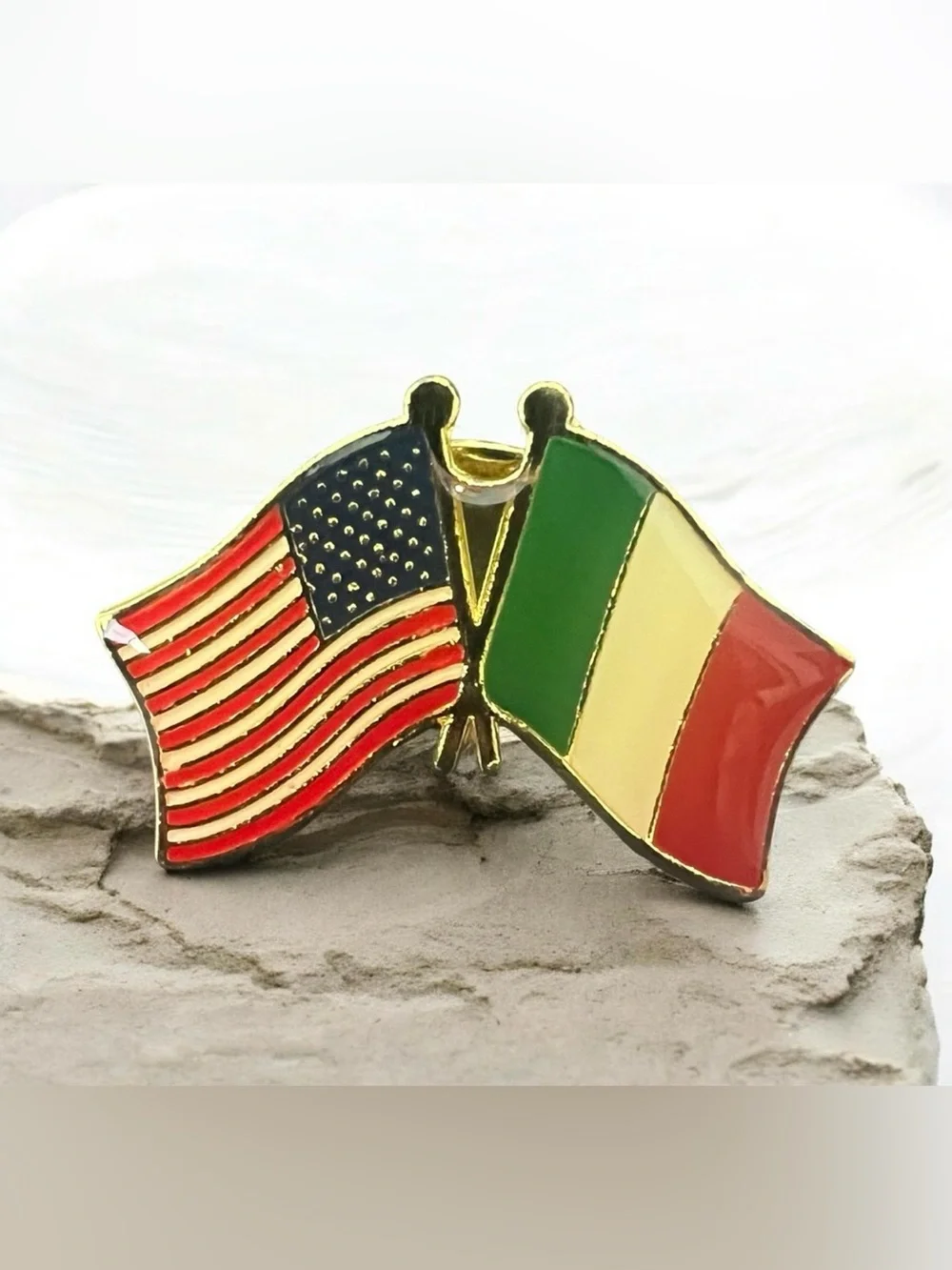Source Unknown Tricolor and American Flag Cuff Links Set - Green Red Gold